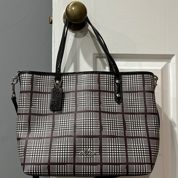 Canvas Coach Tote - Picture 1 of 3